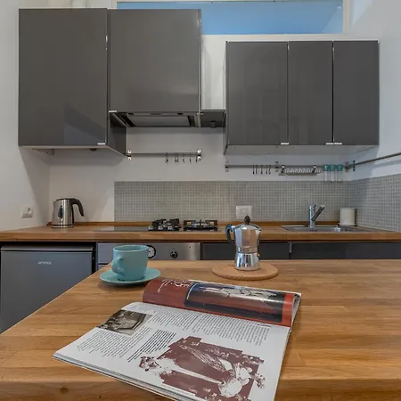 Heart Of Bologna: Center Living Bologna