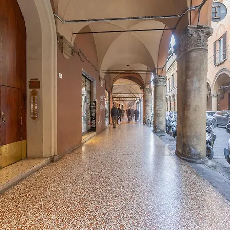 Διαμέρισμα Heart Of Bologna: Center Living